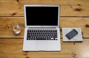 Australian CV Maker with Expertise Assistance in Melbourne?