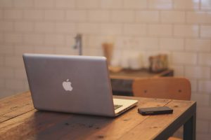 Looking for the Best CV Maker in Melbourne?